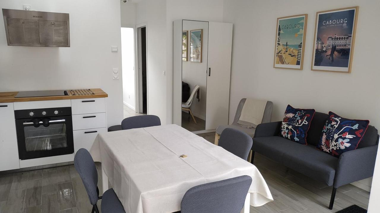 Charmant Et Lumineux Logement, Au Coeur De Cabourg Dış mekan fotoğraf